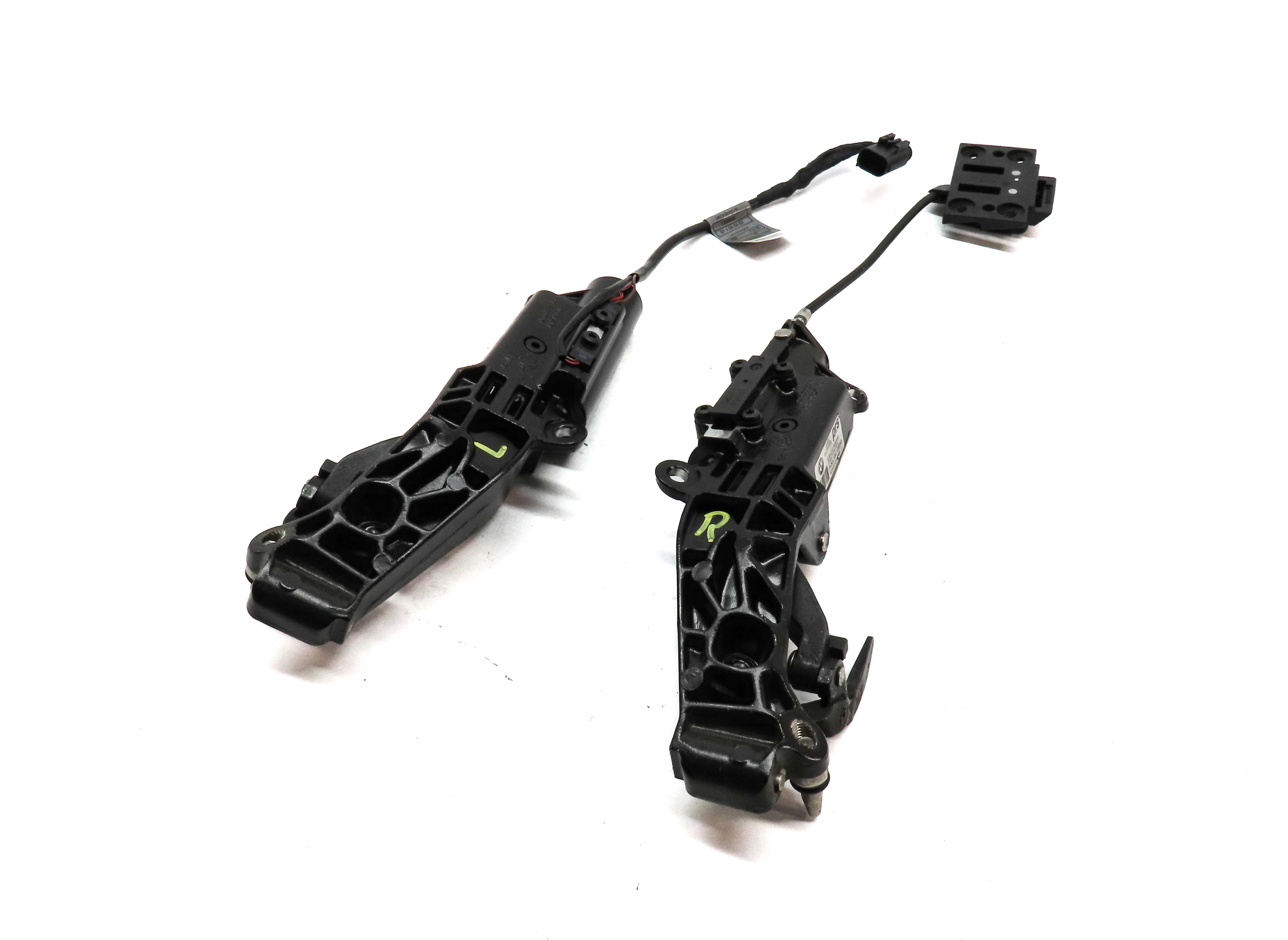 05 BMW Z4 CONVERTIBLE (E85) LEFT & RIGHT CONVERTIBLE TOP LOCK LATCH SET w/CABLES — exact item pictured